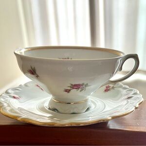 Royal Heidelberg Winterling Bavaria Rosebud Teacup & Saucer Set Gold Trim